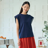 Loose-Fit Lace Sleeveless Top