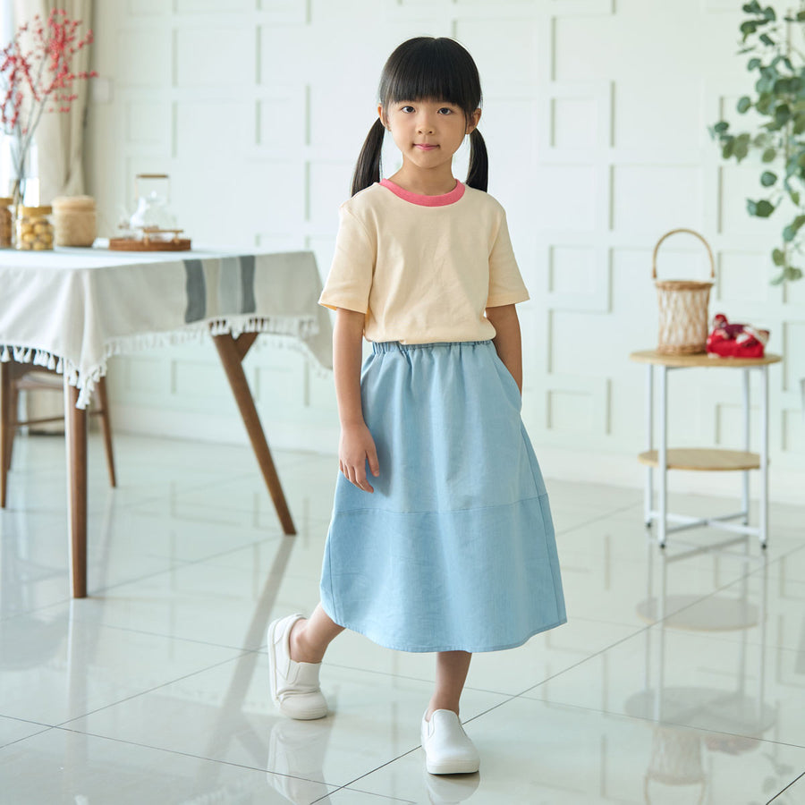 Girl Heavyweight Short Sleeve T-Shirt