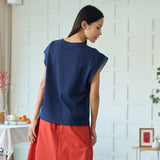 Loose-Fit Lace Sleeveless Top